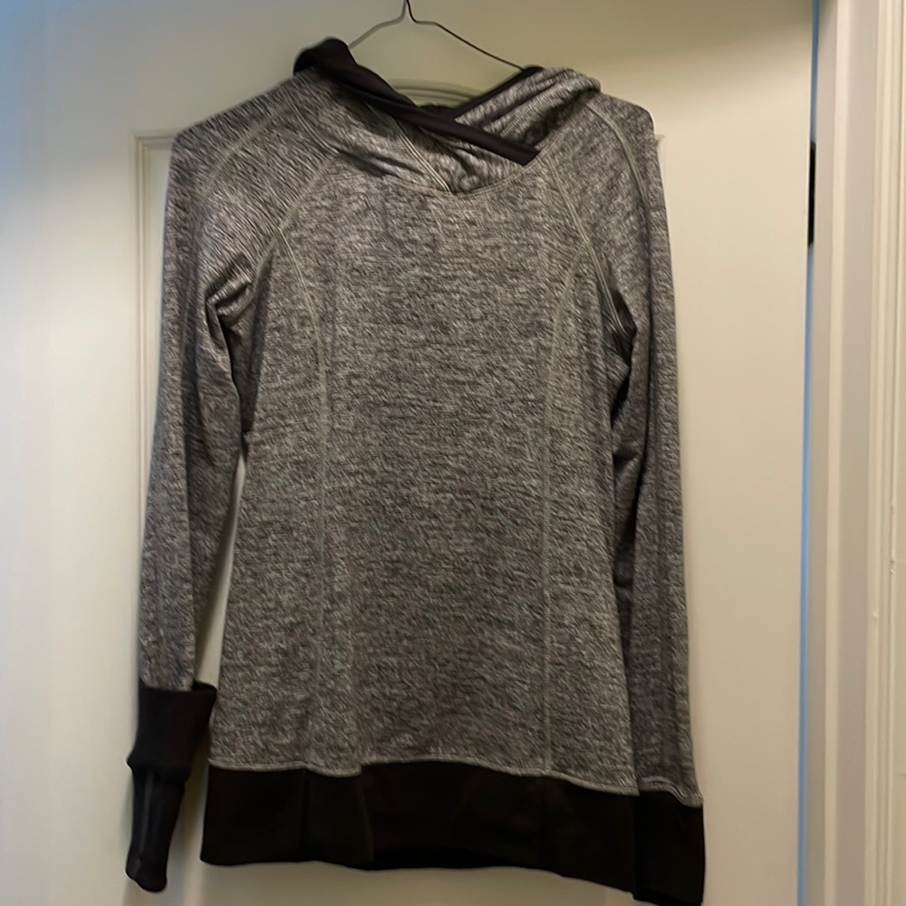 Lululemon pull over